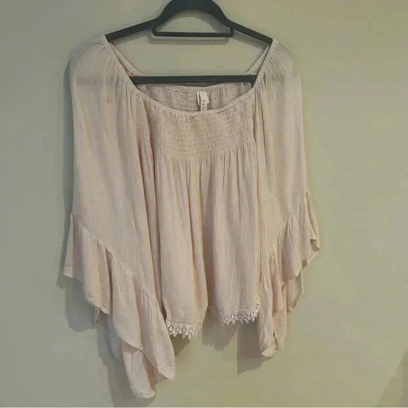 Anthropologie Raga Bell Sleeve Light Pink Off The Shoulder Flowy Top Size Medium - Picture 3 of 8